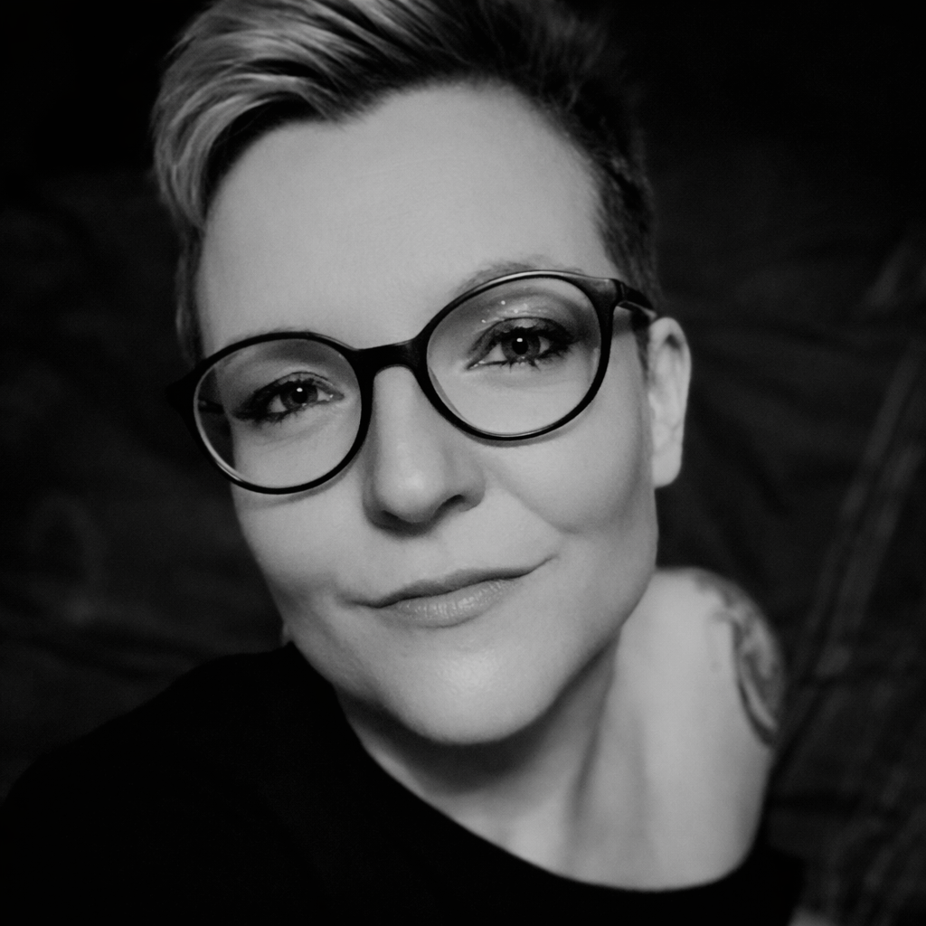 Ines Deinert - Sprecherin 